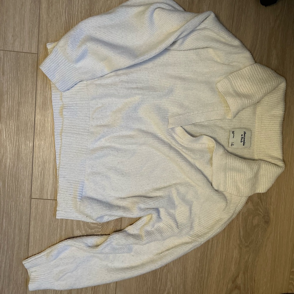 Collar pull over sweater in white from Abercrombie